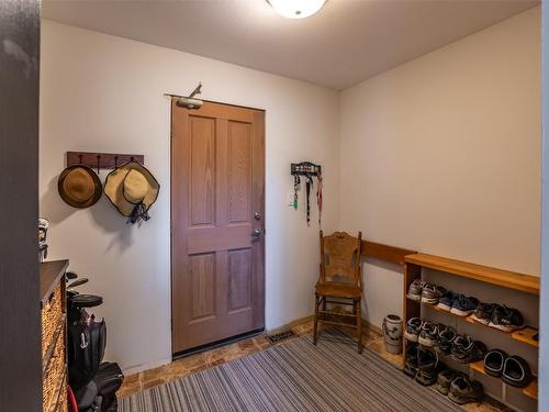 230 Ponderosa Avenue, Kaleden, BC - Indoor Photo Showing Other Room