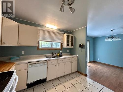 19 Arbor Dr, Sault Ste. Marie, ON - Indoor Photo Showing Kitchen With Double Sink