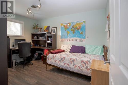 450 Donhauser Road, Kelowna, BC - Indoor Photo Showing Bedroom