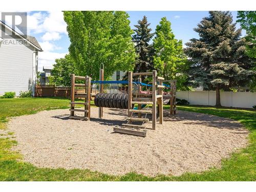 160 Celano Crescent Unit# 133, Kelowna, BC - Outdoor With Backyard