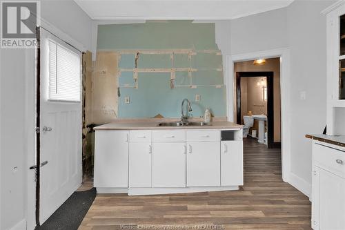 1135 Church, Windsor, ON - Indoor Photo Showing Kitchen With Double Sink