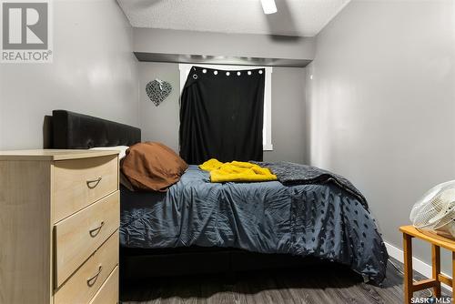 349 Arthur Street, Regina, SK - Indoor Photo Showing Bedroom