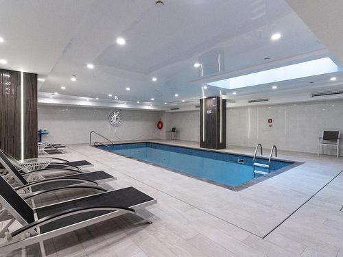 Piscine - 2503-1188 Av. Union, Montréal (Ville-Marie), QC - Indoor Photo Showing Other Room With In Ground Pool