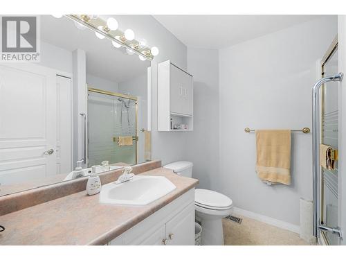 550 Yates Road Unit# 135 Lot# 38, Kelowna, BC - Indoor Photo Showing Bathroom