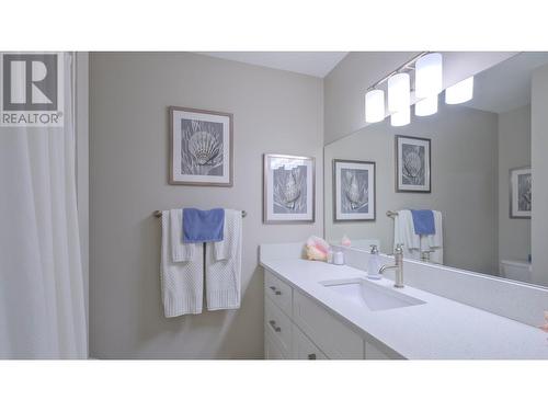 2235 Baskin Street Unit# 115, Penticton, BC - Indoor Photo Showing Bathroom