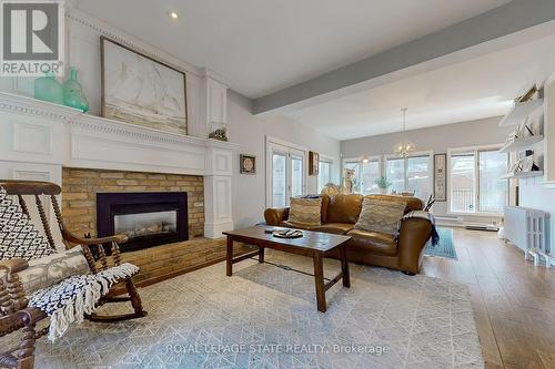 76 Mill Street N, Hamilton, ON - Indoor Photo Showing Living Room With Fireplace