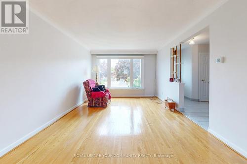 104 Giltspur Drive, Toronto, ON - Indoor Photo Showing Other Room