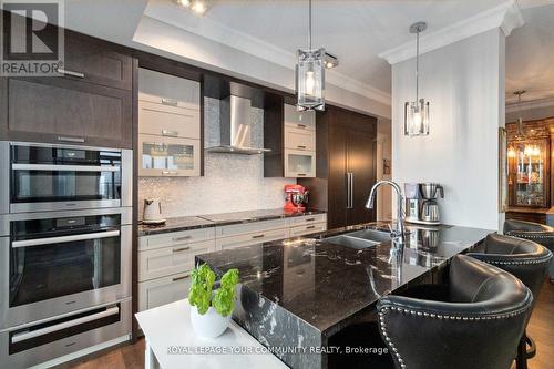 Lph08 - 55 Speers Road, Oakville (Old Oakville), ON - Indoor Photo Showing Kitchen With Double Sink With Upgraded Kitchen