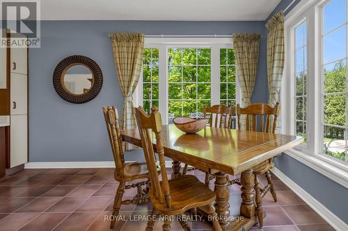89 Fifty Road, Hamilton, ON - Indoor Photo Showing Dining Room