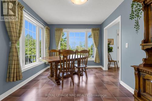 89 Fifty Road, Hamilton, ON - Indoor Photo Showing Dining Room