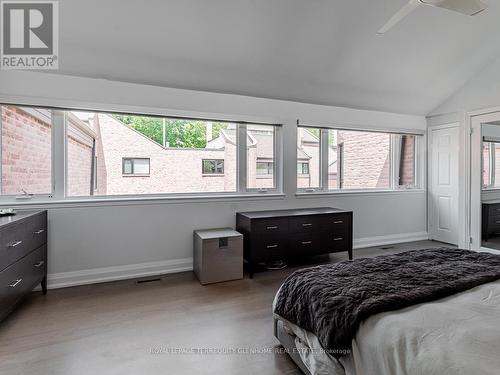 105 - 10 Walker Avenue, Toronto, ON - Indoor Photo Showing Bedroom