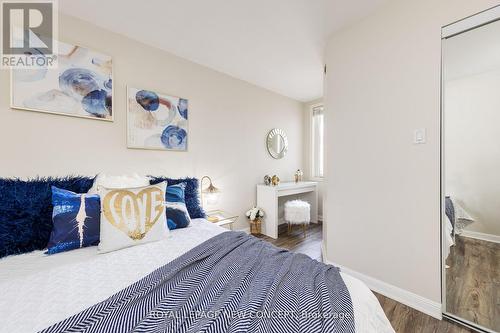 330 - 26 Douro Street, Toronto, ON - Indoor Photo Showing Bedroom