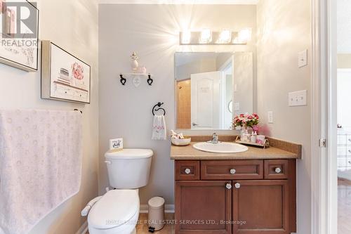 3905 Janice Drive, Mississauga, ON - Indoor Photo Showing Bathroom