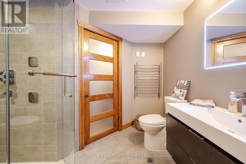 3905 Janice Drive, Mississauga, ON - Indoor Photo Showing Bathroom