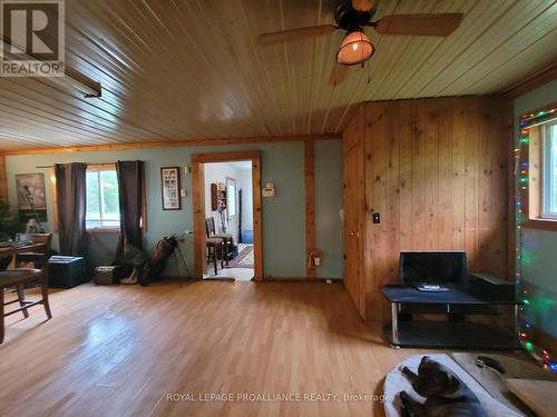 1022 Bordenwood Road, Central Frontenac, ON - Indoor Photo Showing Other Room