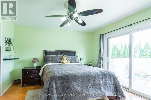 8 Birch Street, Quinte West, ON - Indoor Photo Showing Bedroom