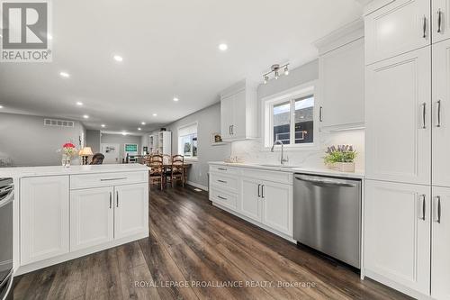 49&51 Dewal Place, Belleville, ON - Indoor Photo Showing Kitchen With Upgraded Kitchen