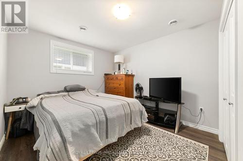 49&51 Dewal Place, Belleville, ON - Indoor Photo Showing Bedroom