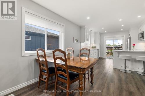 49&51 Dewal Place, Belleville, ON - Indoor Photo Showing Dining Room