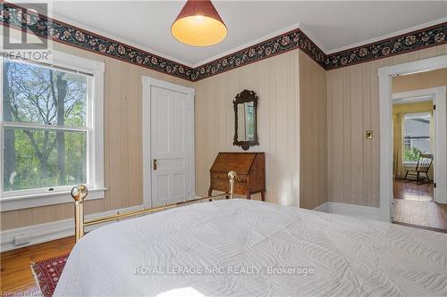 269 King Street, Niagara-On-The-Lake, ON - Indoor Photo Showing Bedroom