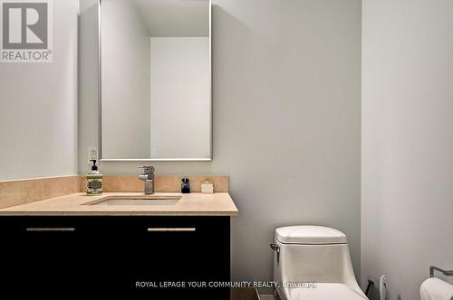 Ph3501 - 21 Balmuto Street, Toronto, ON - Indoor Photo Showing Bathroom