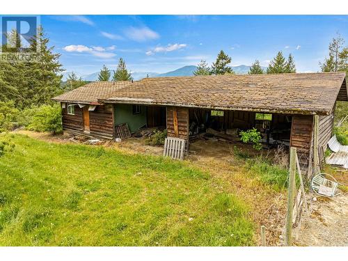 3982 48Th  Street, Creston, BC - Outdoor