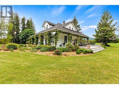 3982 48Th  Street, Creston, BC - Outdoor