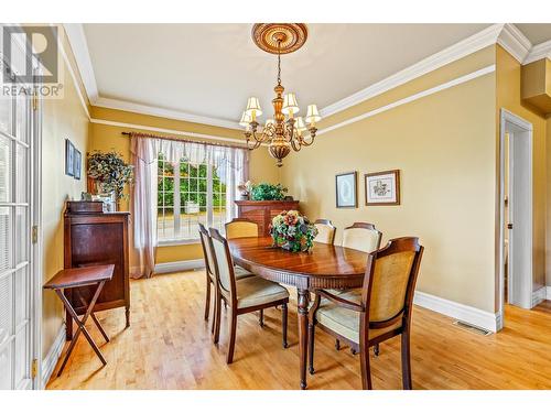 3982 48Th  Street, Creston, BC - Indoor Photo Showing Dining Room