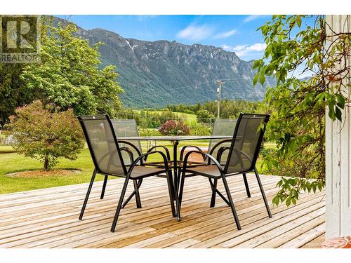 3982 48Th  Street, Creston, BC - Outdoor With View