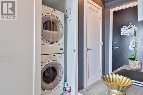3506 - 120 Homewood Avenue, Toronto, ON - Indoor Photo Showing Laundry Room