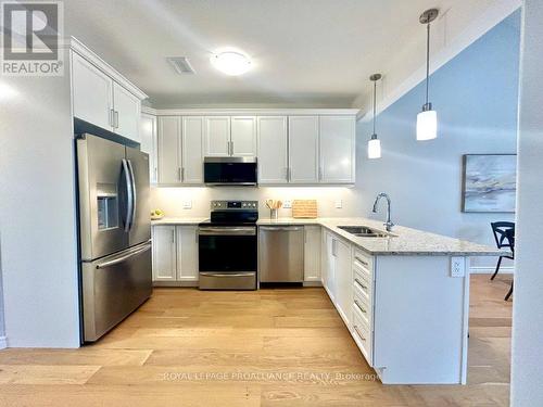 66 Riverstone Way, Belleville, ON - Indoor Photo Showing Kitchen With Upgraded Kitchen