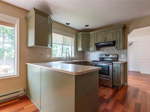 1123 Zeballos Dr, Courtenay, BC - Indoor Photo Showing Kitchen With Double Sink