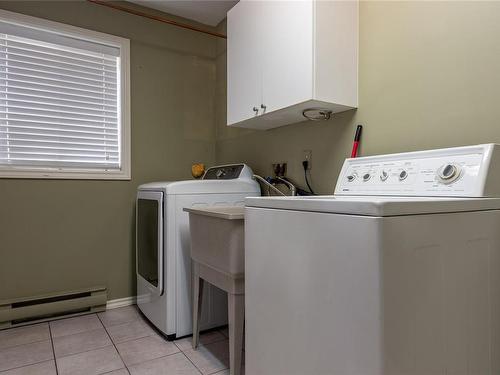 1123 Zeballos Dr, Courtenay, BC - Indoor Photo Showing Laundry Room