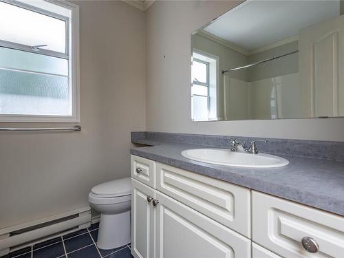 1123 Zeballos Dr, Courtenay, BC - Indoor Photo Showing Bathroom