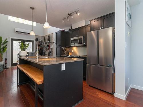 114-555 Franklyn St, Nanaimo, BC - Indoor Photo Showing Kitchen With Upgraded Kitchen