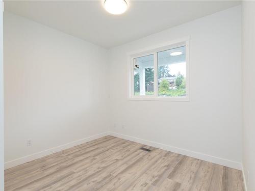 4557 Suncrest Rd, Nanaimo, BC - Indoor Photo Showing Other Room