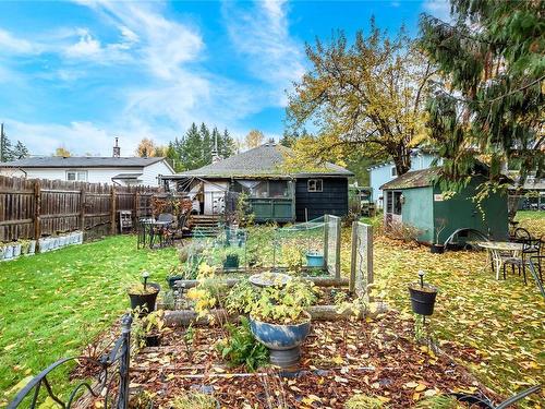 1965 Piercy Ave, Courtenay, BC - Outdoor