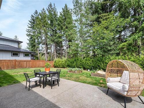 782 Salal St, Campbell River, BC - Outdoor With Backyard