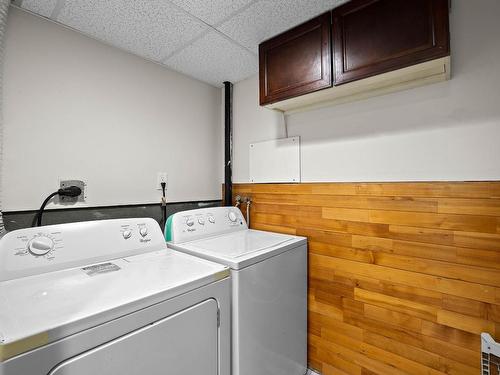 241 Hollyburn Drive, Kamloops, BC - Indoor Photo Showing Laundry Room
