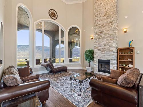 6240 Trans Canada Highway, Kamloops, BC - Indoor Photo Showing Living Room With Fireplace