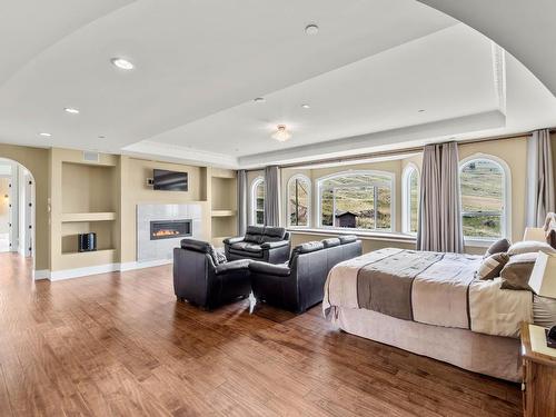 6240 Trans Canada Highway, Kamloops, BC - Indoor With Fireplace