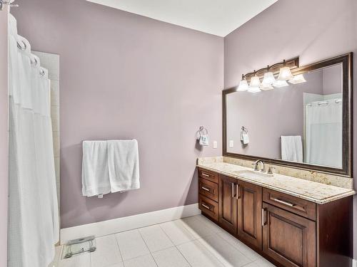 6240 Trans Canada Highway, Kamloops, BC - Indoor Photo Showing Bathroom