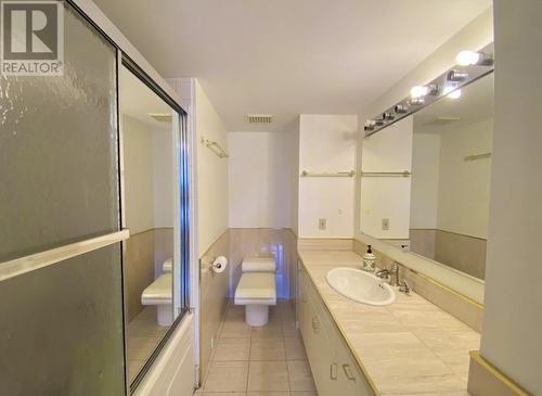 5 815 Chilco Street, Vancouver, BC - Indoor Photo Showing Bathroom
