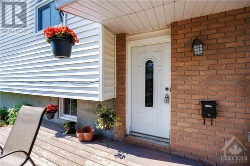 212 Nelson Street E, Carleton Place, ON - Outdoor With Exterior
