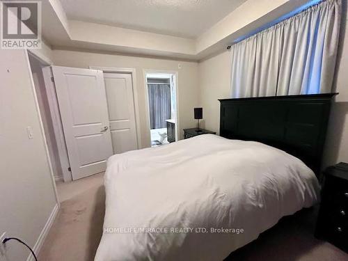 203 - 276 Littlewood Drive, Oakville, ON - Indoor Photo Showing Bedroom