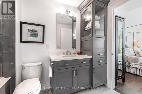 1401 - 2060 Lakeshore Road, Burlington, ON - Indoor Photo Showing Bathroom