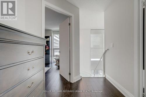 512 - 155 Legion Road N, Toronto, ON - Indoor Photo Showing Other Room