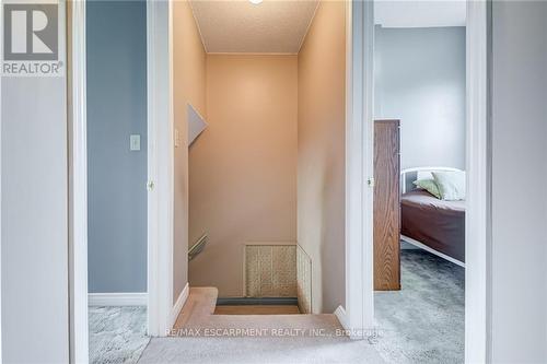 51 Tisdale Street N, Hamilton, ON - Indoor Photo Showing Other Room