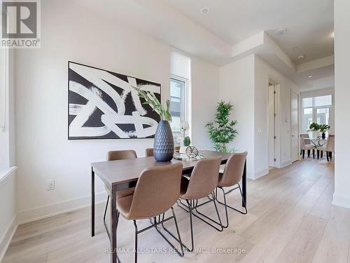 30 Andres Common, Grimsby, ON - Indoor Photo Showing Dining Room