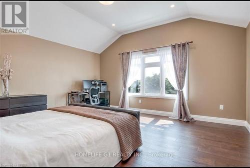 22 Erbsville Court, Waterloo, ON - Indoor Photo Showing Bedroom